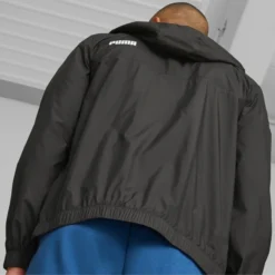 PUMA Men's Hooded Graphic Windbreaker 10 PUMA Men's Hooded Graphic Windbreaker -Default Template 3 2089488 001 alt3